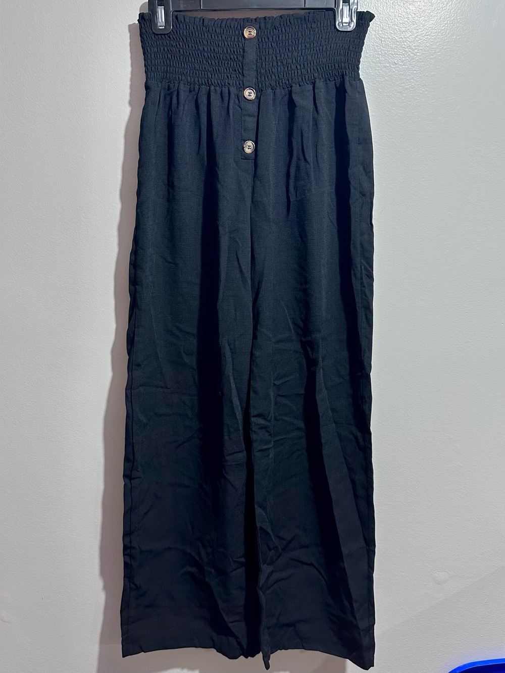 Women's Black Wide-Leg Smocked Waist Pants with Button Front Size M (1308)